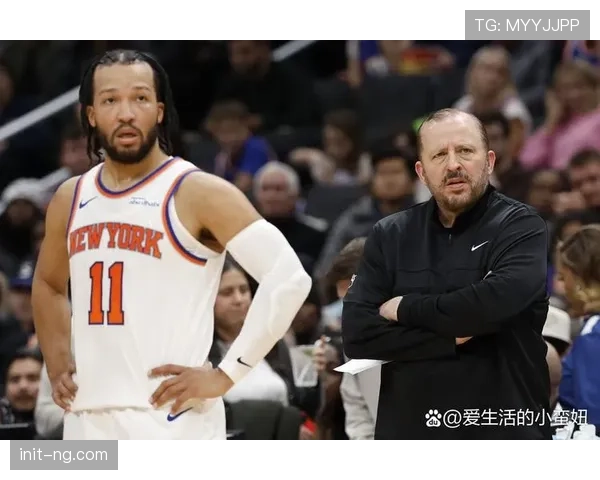 半场战报:尼克斯凭借二次进攻得分领先篮网,布伦森已得22分